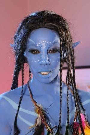 Cosplay beauty Misty Stone takes cock in nothing but blue body paint on fanspics.net