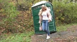 Blonde Katy Sky has to drop her jeans & pee in public because of locked toilet on fanspics.net