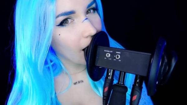 ASMR Kitty Klaw - Licking & Mouth sounds on fanspics.net