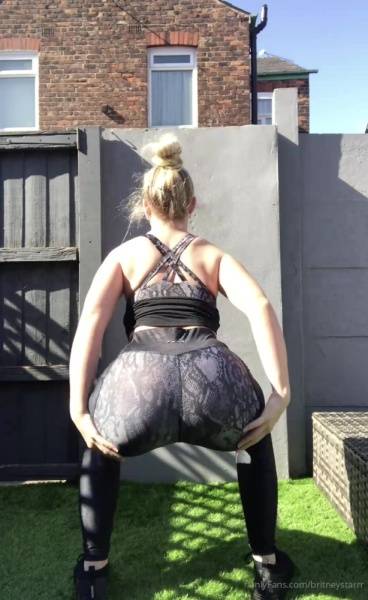 Britneystarrr cheeky workout wishing i was squatting on a big dick hope my neighbours didn t see me xxx onlyfans porn videos on fanspics.net