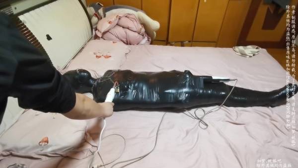 Asian Girl Mummification on fanspics.net