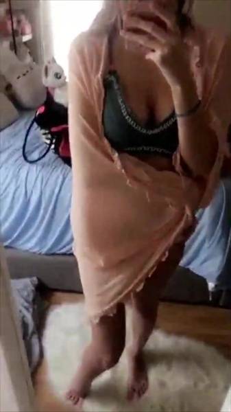 Kaylee Heart pussy teasing snapchat premium xxx porn videos on fanspics.net