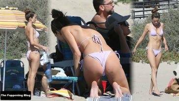 Alessandra Ambrosio Looks Amazing on the Beach in Santa Monica on fanspics.net