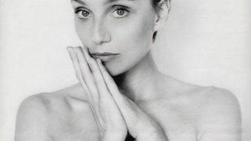 Kristin Scott Thomas Topless & Sexy on fanspics.net