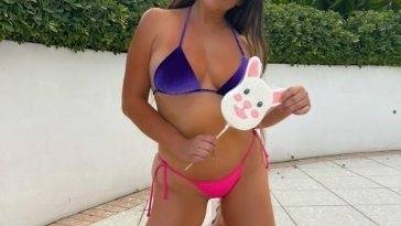Claudia Romani Celebrates Easter in Miami Beach on fanspics.net