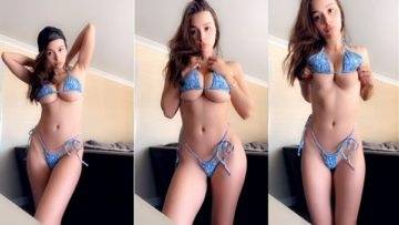 Sophie Mudd Nude Bikini Try On Video  on fanspics.net