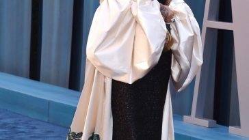 Rita Ora Flaunts Nice Cleavage at the 2022 Vanity Fair Oscar Party on fanspics.net