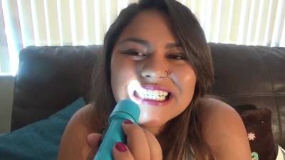 Briellajaden111 vanessa rocks her first ever mouth tour teeth gag reflex uvula fetish XXX porn videos on fanspics.net