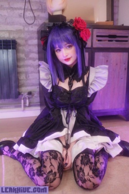 Hidori Rose – Shizuku-tan (My Dress-Up Darling) on fanspics.net