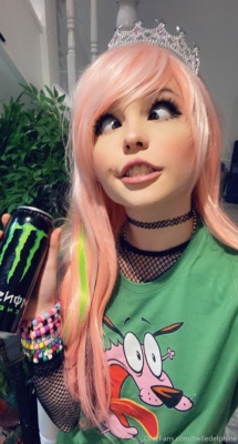 Belle Delphine  Queen on fanspics.net