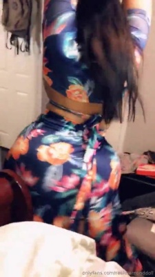 DIAMONDDOLL dress twerking onlyfans porn videos on fanspics.net