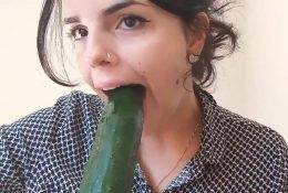 Jessy ASMR Cucumber Sucking Sounds Video Leaked on fanspics.net