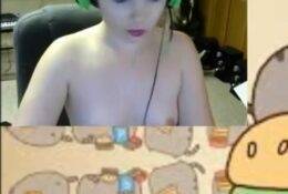 Mikamikugrl Topless Accidental Nude Twitch Stream Video on fanspics.net