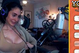 Twitch Thot Yoni Showing Off Her Big Tits on fanspics.net