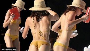 Kaia Gerber Shows Off Her Sexy Ass in a Tiny Bikini in Cabo San Lucas on fanspics.net