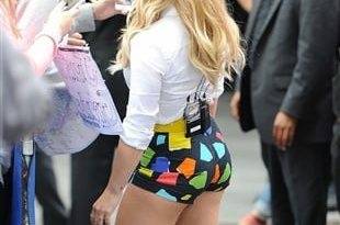 Hilary Duff Shows Off Her Top Asset In Booty Shorts on fanspics.net