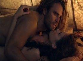 Gwendoline Taylor – Spartacus S03E10 (HD) Sex Scene on fanspics.net