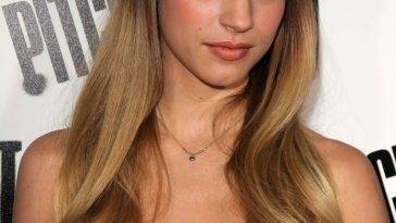 Alexis Knapp Nude & Sexy Collection (50 Photos + Videos) on fanspics.net