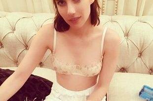 Emma Roberts In Lingerie For "Little Italy" - Italy on fanspics.net