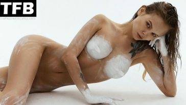 Anastasiya Scheglova Displays Her Fantastic Figure Posing Naked in a Hot Shoot on fanspics.net