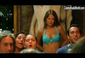 Elena Lyons in Club Dread (2004) Sex Scene on fanspics.net