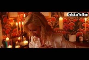 Angela Kinsey in Half Magic (2018) Sex Scene on fanspics.net