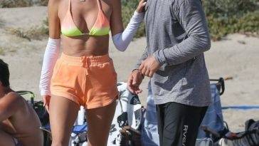 Alessandra Ambrosio & Richard Lee Play Volleyball with Friends in Santa Monica on fanspics.net