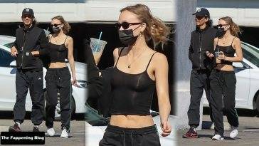 Braless Lily-Rose Depp and Her Boyfriend Yassine Stein Share Some PDA Before Getting Burgers on fanspics.net