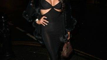 Amy Day Flashes Her Nude Tits in London on fanspics.net