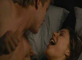 Amanda Crew Sex Scene on fanspics.net