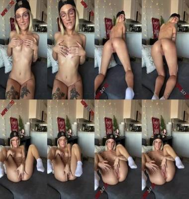 Emily Tokes - hot nude teasing body on fanspics.net