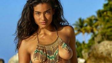 Kelly Gale Nude & Topless Pics And LEAKED Sex Tape on fanspics.net