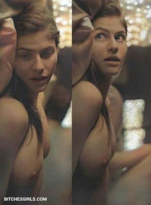 Alexandra Daddario Nudes - Nipple & Pussy Slips on fanspics.net