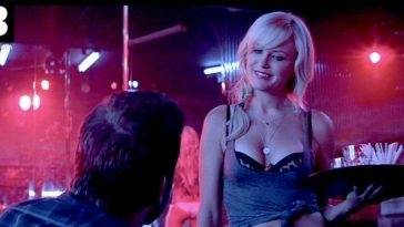 Malin Akerman Sexy (6 Pics) on fanspics.net