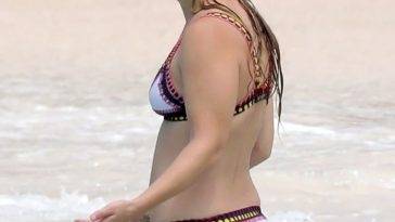 Billie Lourd Looks Hot in a Bikini on the Beach in St Barts on fanspics.net