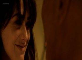 Valentina Lodovini Ma Che Bella Sorpresa (IT2015) Sex Scene on fanspics.net