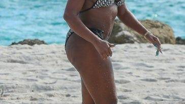 Mary J. Blige Shows Her Curves in a Bikini Relaxing on the Beach in Miami on fanspics.net