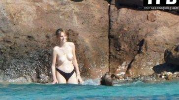 Maya Hawke Goes Nude For A Dip in St Barts on fanspics.net