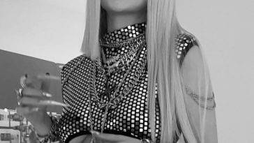 Ava Max Sexy on fanspics.net