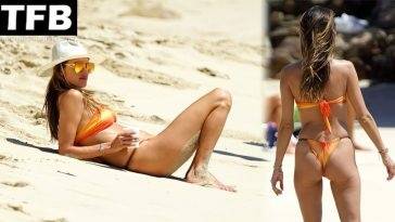 Alessandra Ambrosio Flaunts Her Sexy Bikini Body on the Beach in St Barths on fanspics.net