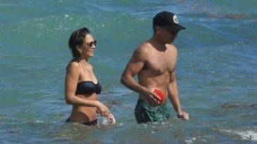 Jessica Alba Soaks Up the Sun in Miami with Her Husband Cash Warren on fanspics.net