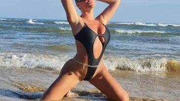 Aisleyne Horgan-Wallace Shows Off Her Curvy Body on the Beach in Portugal - Portugal on fanspics.net