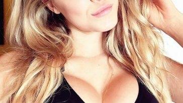 Courtney Tailor Sexy (45 pics) on fanspics.net