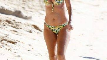 Rhea Durham Enjoys a Day on the Beach in Barbados - Barbados on fanspics.net