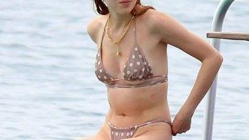 Phoebe Dynevor Looks Sensational Wearing a Tiny Bikini on the Beach in Barbados - Barbados on fanspics.net