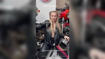 Bethany lily full leather biker girl outfit onlyfans videos 2021/01/26 on fanspics.net