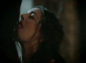 Amira Casar 13 Versailles (2015) s01e06-07 Sex Scene on fanspics.net