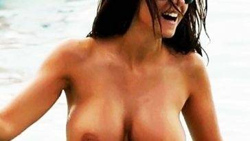 Caroline Flack Nude & Topless Candid Photos on fanspics.net