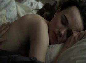 Evan Rachel Wood. Ellen Page- Into the Forest Sex Scene on fanspics.net