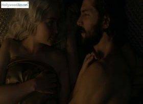 Rosabell Laurenti Sellers & Emilia Clarke game Of Thrones (2015) Sex Scene on fanspics.net